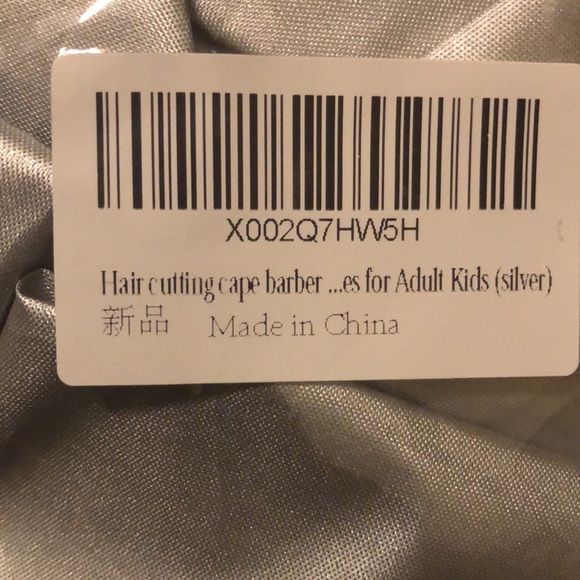 NWT Haircutting cape/barber cape - Picture 7 of 7